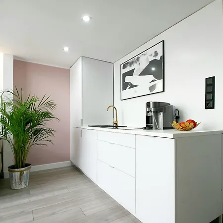 Apartment Krakowskie Przedmiescie Warsaw
